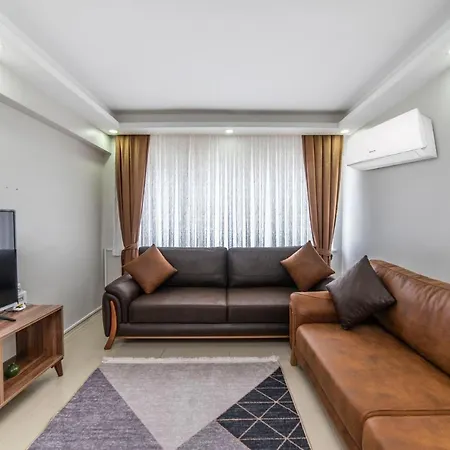 Апартаменти Altiparmak 2 Bdrm Бурса